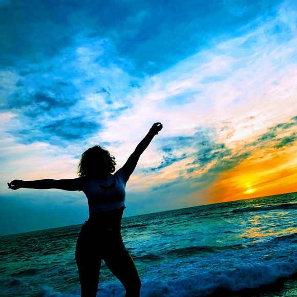 Meet your Posher, Mady - Picture 1 of 1